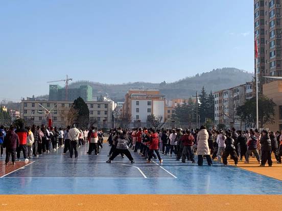 e64f98a4f5269bc9ba45981a4df04051